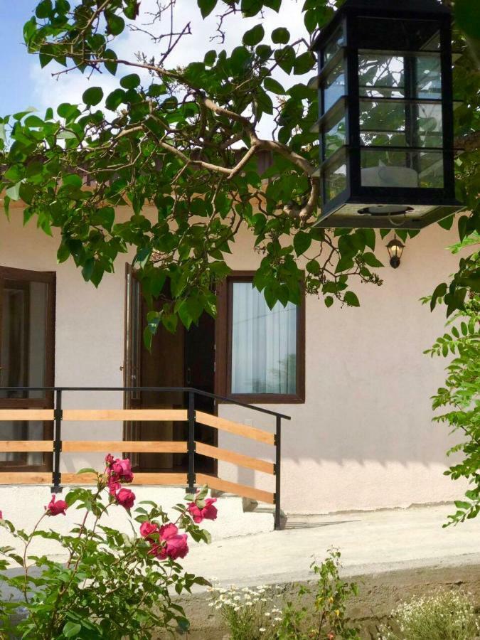 Soso Burduli'S Guesthouse Stepantsminda Exterior photo